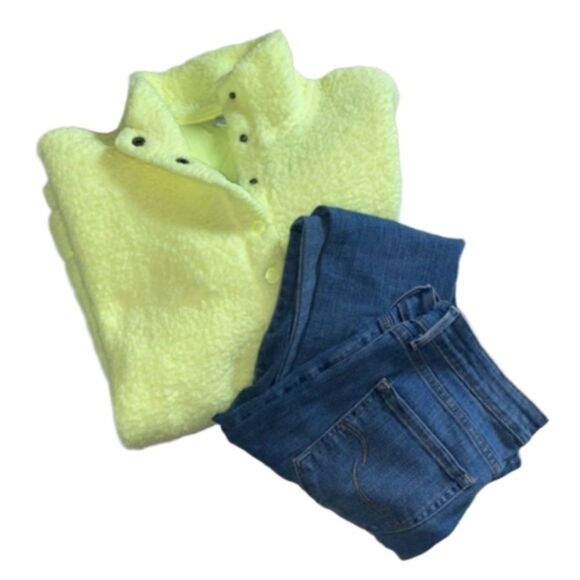 AERIE BUTTON HENLEY FLEECE PULLOVER FOR WOMEN BRIGHT YELLOW SIZE MEDIUM - Picture 1 of 5